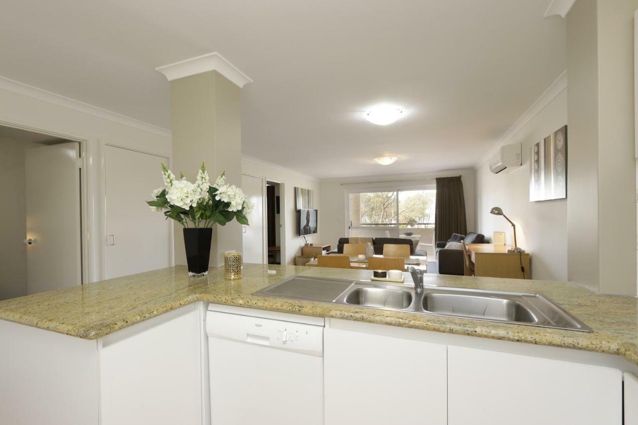 Hillarys Marina Apartment Perth Buitenkant foto